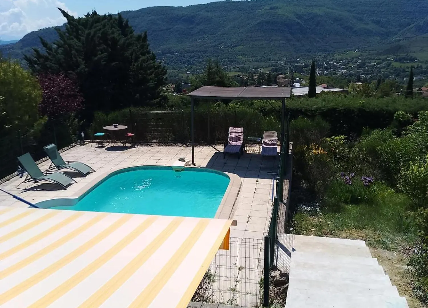 Maison Paisible A Veyras Avec Piscine Privee Et Vue Montagne